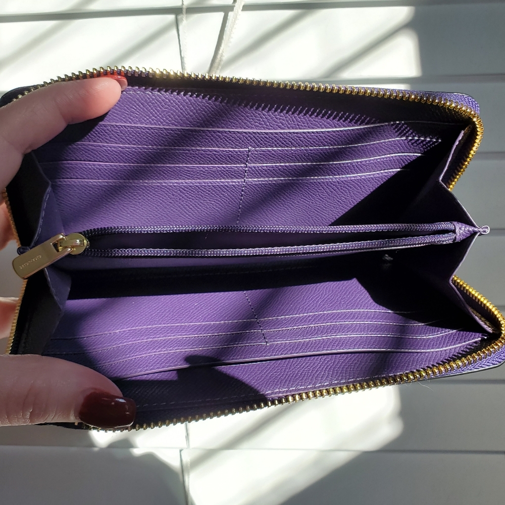 Coach Accordion Zip Wallet w/ Pocket - Picture 4 of 5